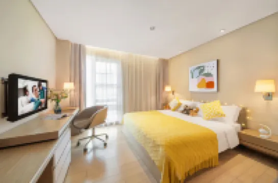 CM+ Serviced Apartment Shenzhen Hillside