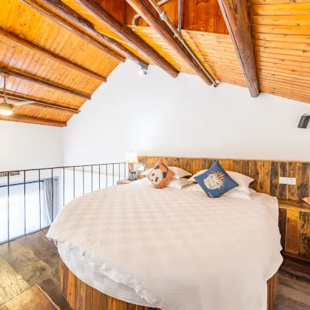 Moganshan Xizhan Homestay (Houwu Transfer Center)