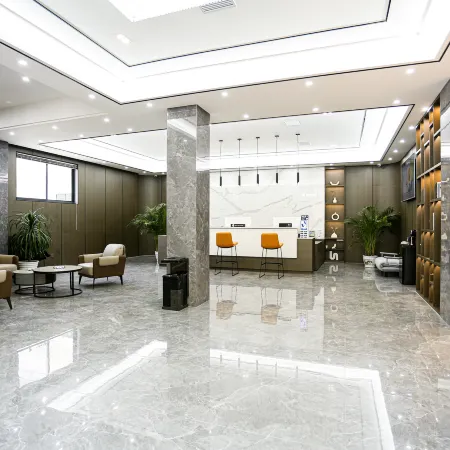 Mengzhou Four Seasons Hotel (Sangpo Branch)