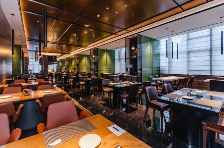 Ganzhou Wellton W Hotel (Da Vinci The Mixc) Отели рядом с достопримечательностью «Jiangxi University of Science and Technology (East to Zhongcheng Mansion)»