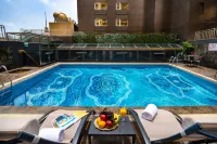 Grand Dragon Hotel