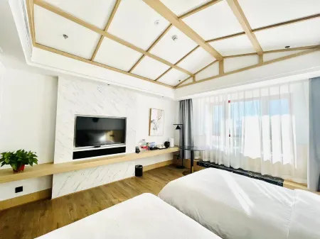 Schery Hotel Отели в г. Шигадзе