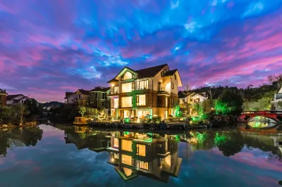 Floral Hotel·Moon Bay inn Hotel Hôtels à : Wuyishan
