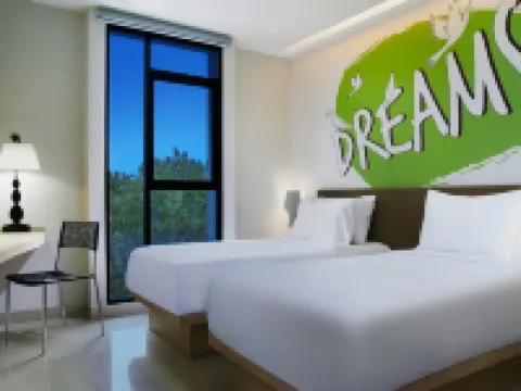 Regantris Surabaya Hotels in Tegalsari