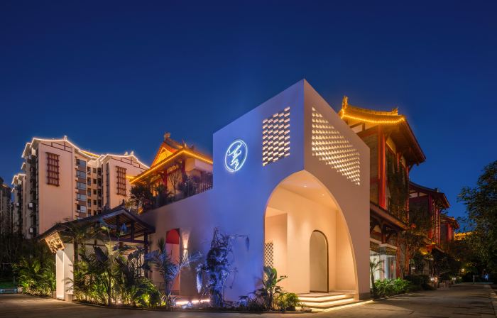 Xipo Chic-Xipo | Private Takinoyu | Designer Luxury Smart Hotel
