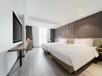 YiJu·Shangpin Hotel (Taixing Drum Tower Xintiandi Branch) Hotel di Taixing