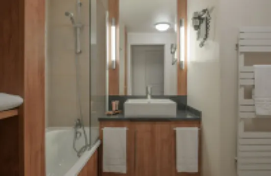 巴黎左岸聖日耳曼德佩馨樂庭飯店（近塞納河畔，巴黎聖母院） 巴黎住宿飯店