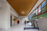 Shushe Hotel (Yangshuo Yitian West Street)