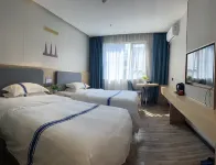 Fuchuan Huaman Hotel