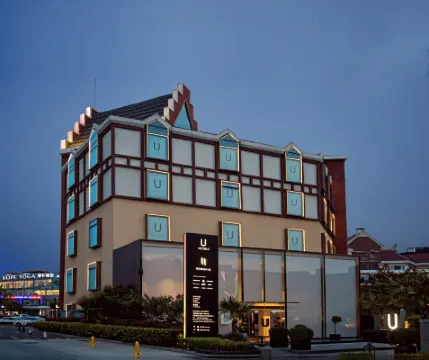 U Hotels