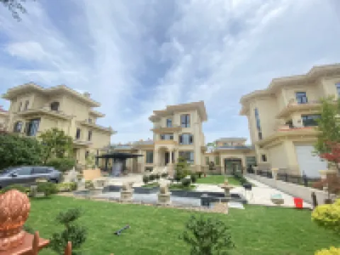 Qidong Dreams Seaview Theme Boutique Apartment (Hengda Venice Shop) Hotels near Golden Beach