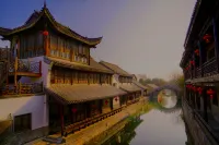 Huajiadi • Runkai Holiday Hotel (Taierzhuang Ancient City Scenic Area) Hotels near Canal Wetland Park