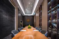 Wilderness Hotel - Business