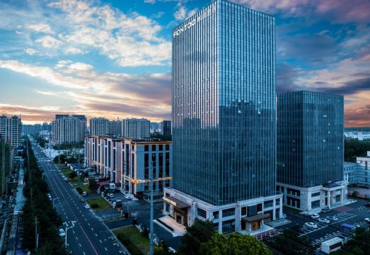 长春光电讯息产业园枫渡酒店外景图