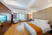 Jinting Chain. Southern Hotel (Zhanggongqiao Food Street Leshan Giant Buddha Branch)