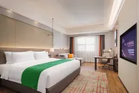 Phoenix Hotel Zhongshan Oriental (Zhongshan Dengdu Ancient Town Huayi Square)