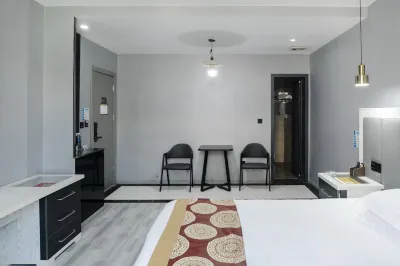 Fuqian Business Hotel Hotel dekat Shangli Station