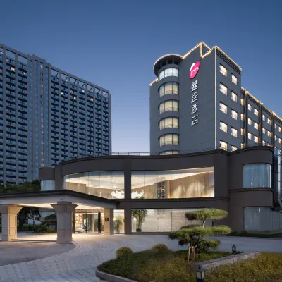 Manju Hotel (Kunshan Huaqiao Smart City Branch) Hotels near محطة أنتينج الشمالية للسكك الحديدية