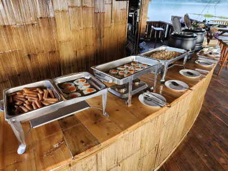 Banrai WanWan Resort Отели в г. Сисават