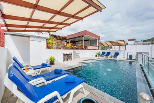 รูปภาพของกะตะ บีช สตูดิโอ