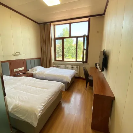 Tahe Eighteen Post Residence