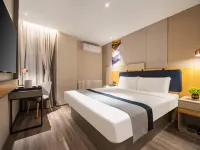 Homeinns·neo(Shenyang Zhannan 5th Road Subway Station Store) Hotels near Heping