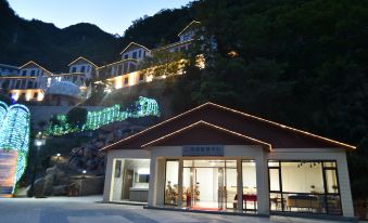Yunling Holiday B&B (Yaozhihe Tourist Resort)