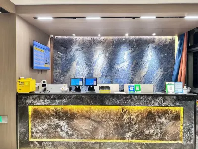 Amatrice Hotel Hotels near Binjiang Shopping Mall