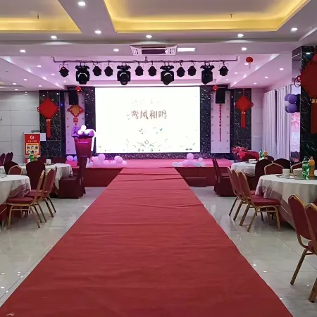 QianYue Hotel