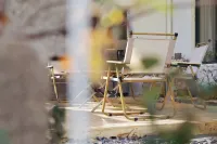 Karas & Inès' Hotels in Tiantai