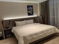 7 Days Premium Hotel (Cao County Ginza Mall Dejia Building) - 2-Star