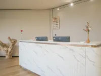 Peak Congye Luxury Tent Hotel