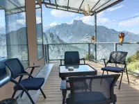 Mountain Homestay (Old Munden Village Shop) Hotels in Fugong