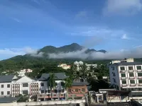 Qiongzhong Shijiu Homestay