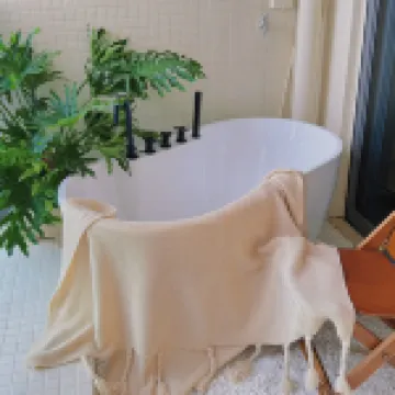 Yihai Homestay