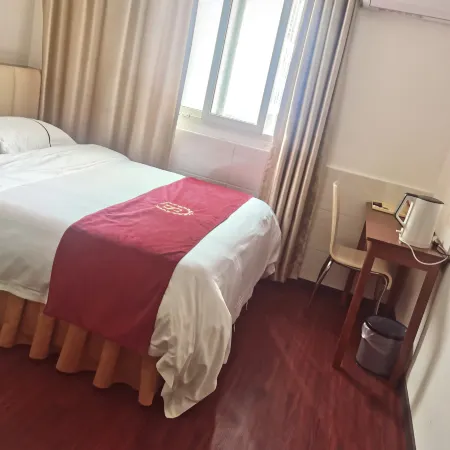 Yaxing Hotel Отели рядом с достопримечательностью «Буддийский храм Хонгфа»