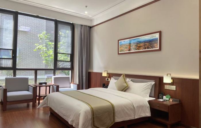 Linshu Zhucun Grand Hotel