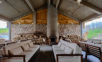 Valley Secret Hotel