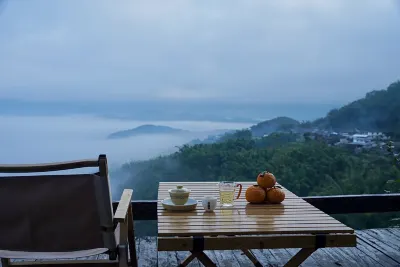 Pu'er Laolu Village · Handicraft Experience · Sunrise and Cloud Sea Luxury Eco-Resort Hotels in Pu'er