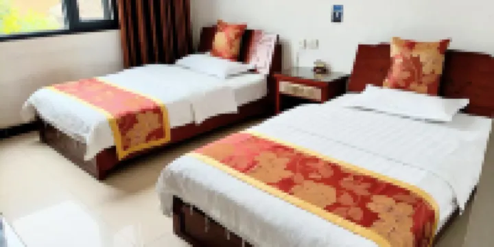 Jinyu Hotel Changning - Gezellige Kamer Met 2 Bedden