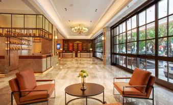 Vienna Hotel (Nanning Changhu Road Dongge Metro Station)