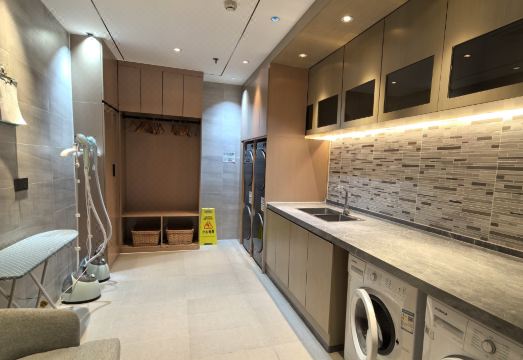 Zunhong international Hotel