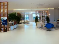 Red Snow Lotus Hotel 쿠얼러 호텔