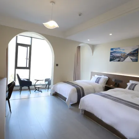 Pingzhen Homestay Hotel