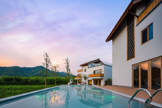 栖云·安吉茶山景观度假民宿