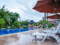 龙门御景轩酒店 - 室外游泳池