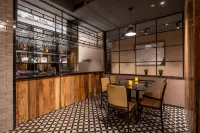 微八逸居公館（廣州上下九長壽路地鐵站店）