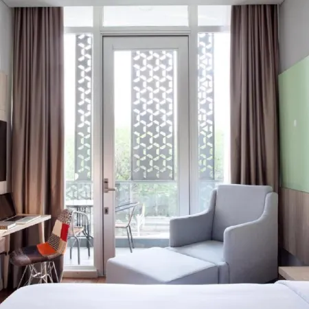 Ibis Styles Jakarta Sunter Отели рядом с достопримечательностью «Торговый центр Sunter Mall»