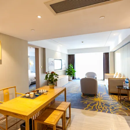 Wanhwa Crown Hotel Hotels in Longyan