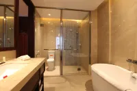 BJG Swan Lake Hot Spring Hotel - Balkon